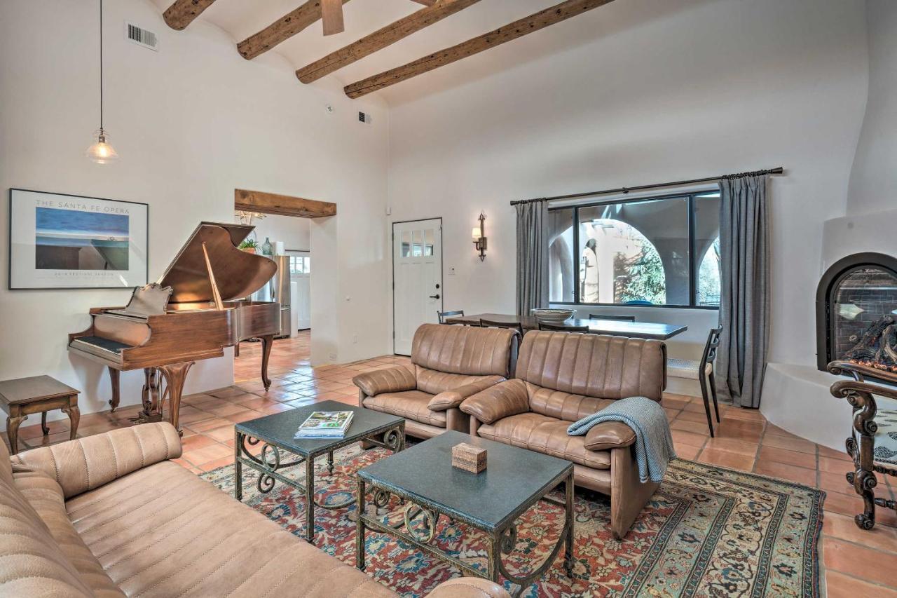 Villa Adobe House With Patio - Walk To Dtwn Plaza And Shops! Santa Fe Exterior foto